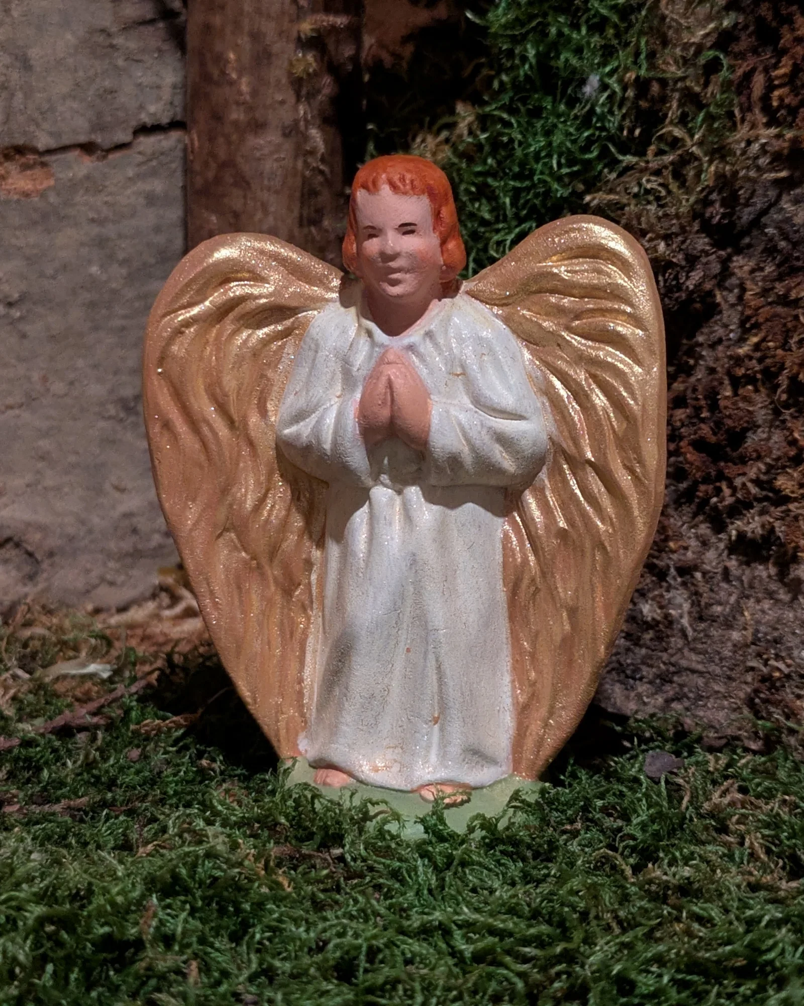 Ange debout