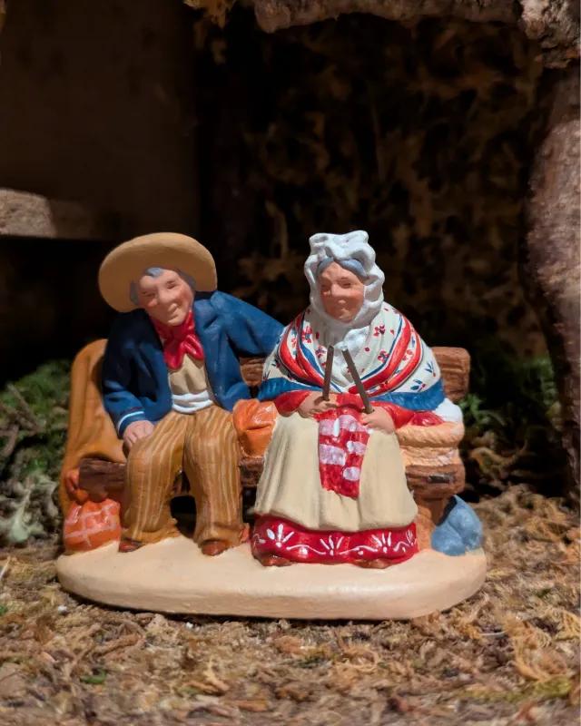 Couple de vieux assis